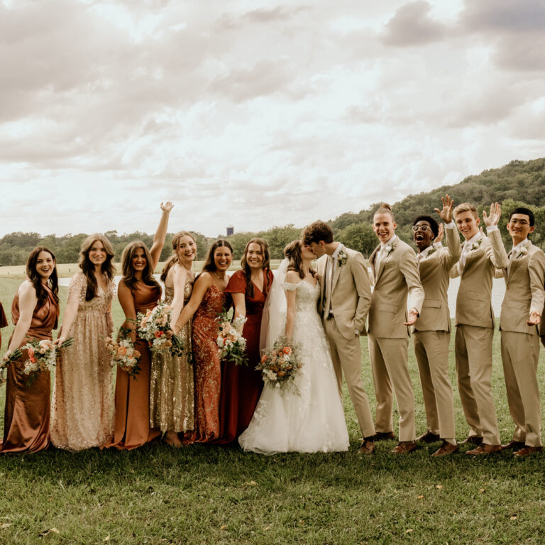 outdoor wedding ceremonies at Riverbend Ranch