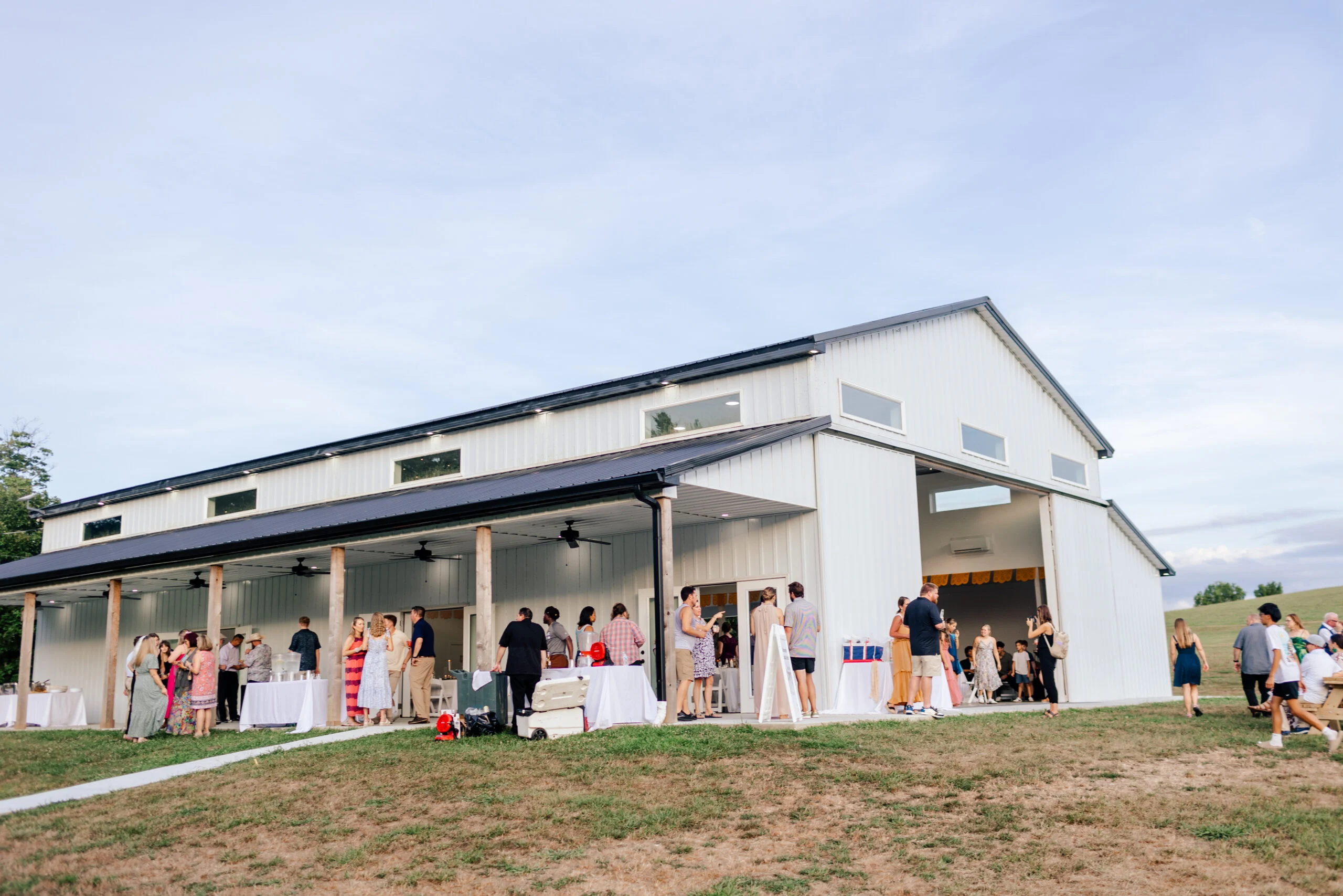 Hosting a Ranch Wedding in Tennessee Corporate Retreat Near Nashville with Corporate Retreat Near Franklin