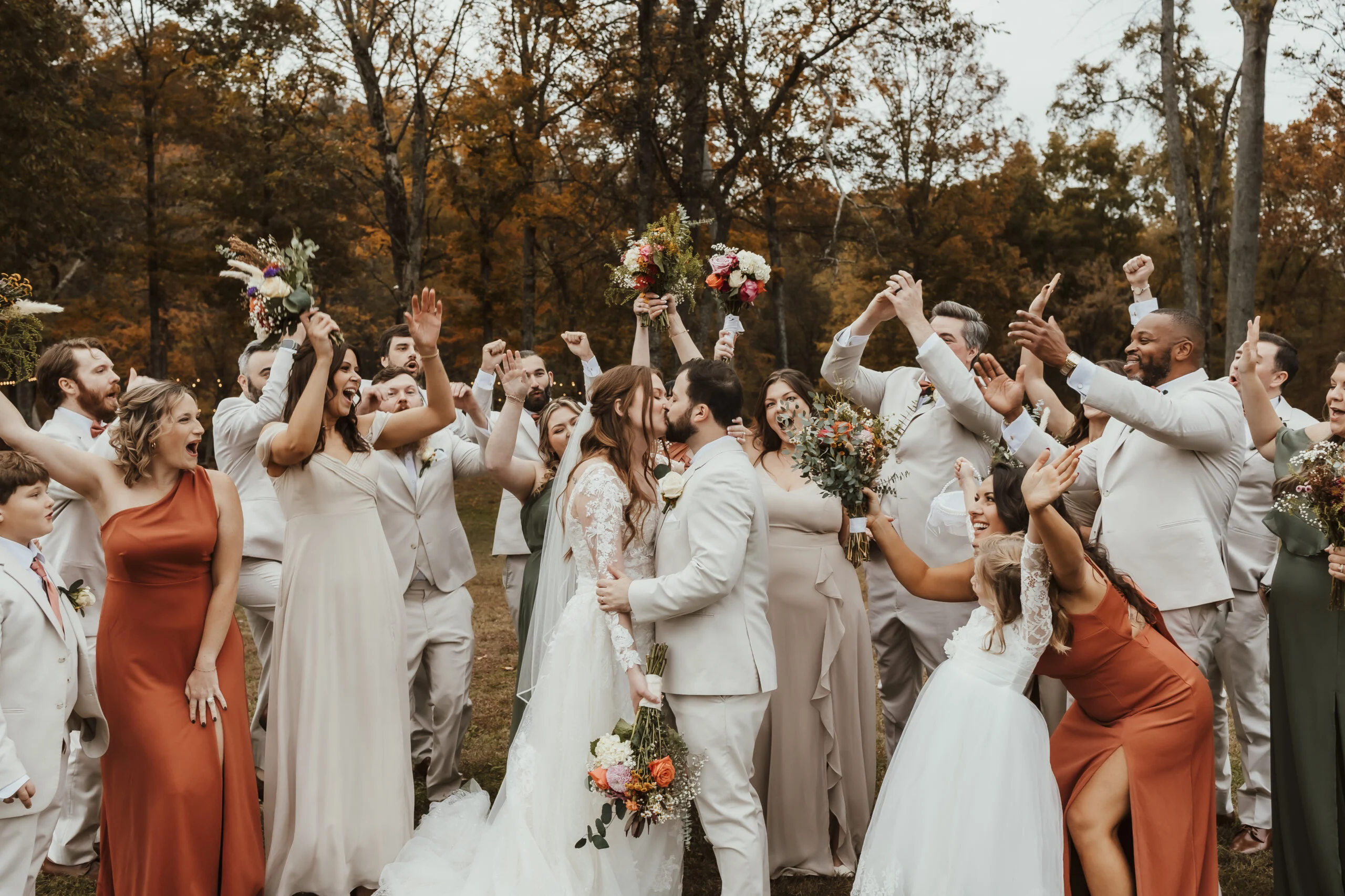 How to Plan a Private Wedding Weekend With Family and Friends On Site